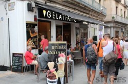 Gelatiamo Cafe Bistro